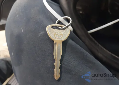 1999 Mazda Mx-5 Miata Leather Pkg/Popular Equipment Pkg/Sports Pkg/Touring Pkg z USA, uszkodzony, nr VIN JM1NB3535X0123260